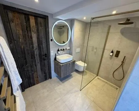 Monkey Barn Morzine Les Gets Feriehus