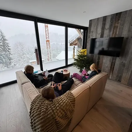 Monkey Barn Morzine Les Gets *